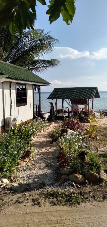 Beach House Kampung Genting 외부 사진